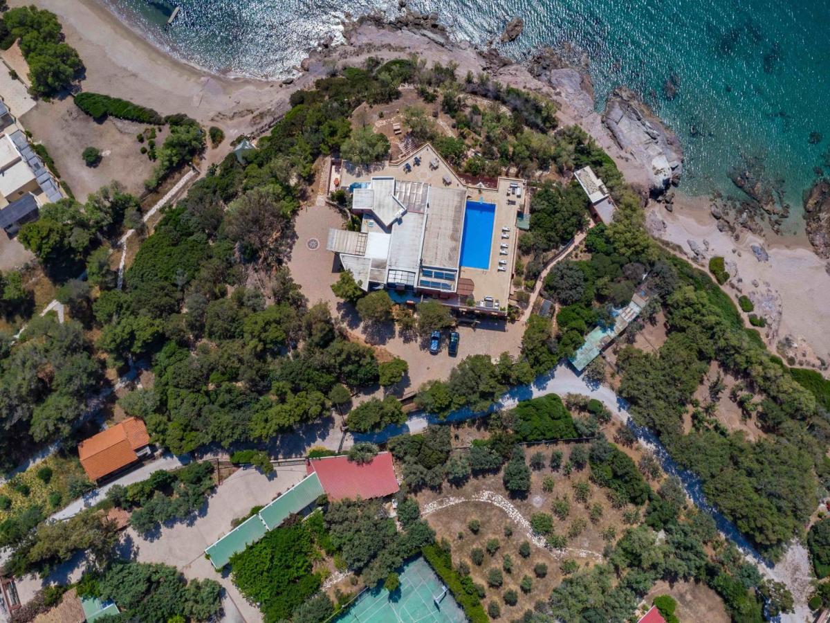 Black Diamond Beachfront Pool Villa Pasithea In Sounio, Athens Kap Kap Sounion Exterior foto