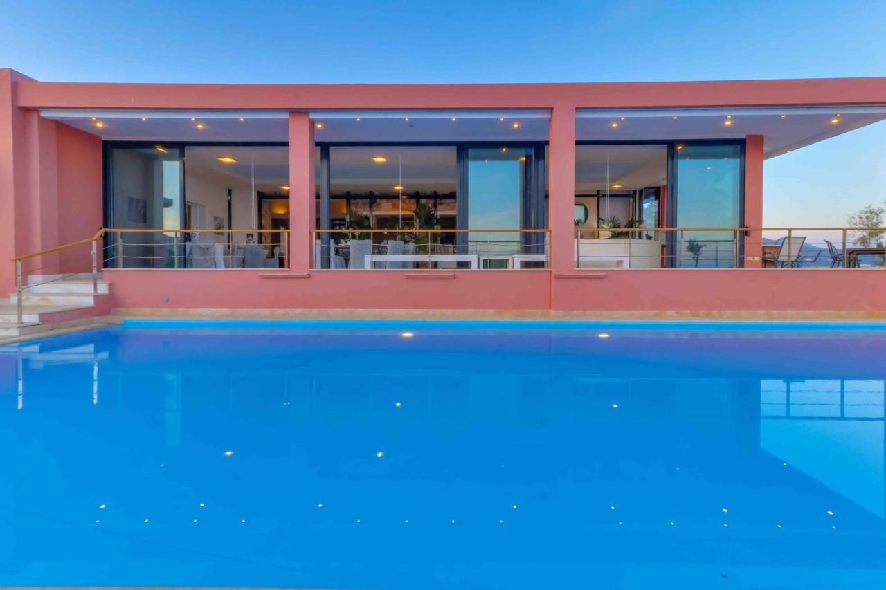 Black Diamond Beachfront Pool Villa Pasithea In Sounio, Athens Kap Kap Sounion Exterior foto