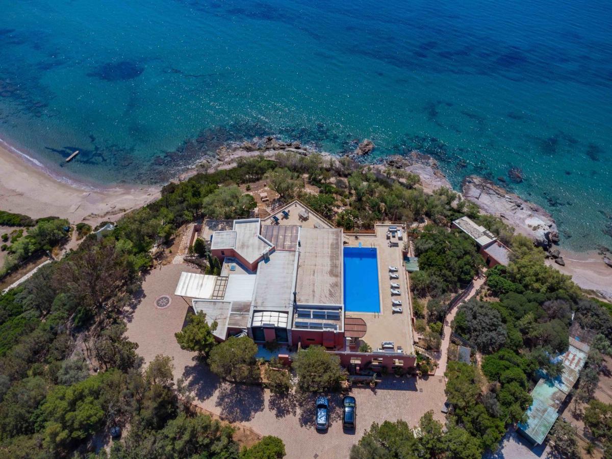 Black Diamond Beachfront Pool Villa Pasithea In Sounio, Athens Kap Kap Sounion Exterior foto