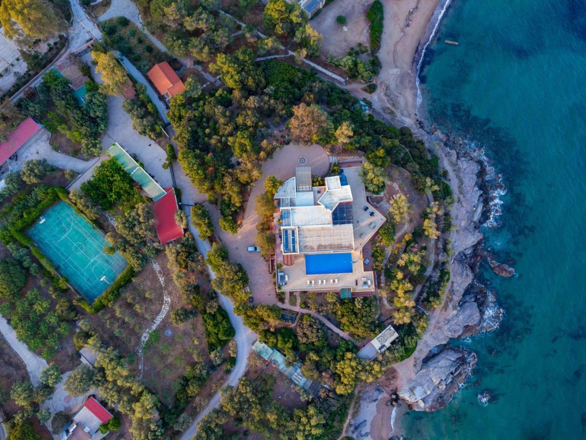 Black Diamond Beachfront Pool Villa Pasithea In Sounio, Athens Kap Kap Sounion Exterior foto