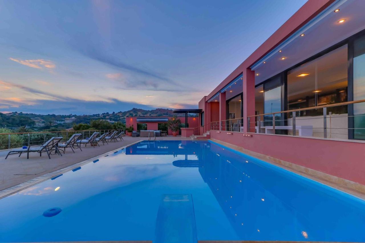 Black Diamond Beachfront Pool Villa Pasithea In Sounio, Athens Kap Kap Sounion Exterior foto